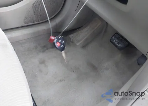 2011 Toyota Corolla Le z USA, uszkodzony, nr VIN 2T1BU4EE3BC717719